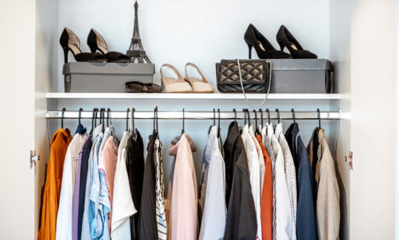 4 Tips for Updating Your Wardrobe in 2024