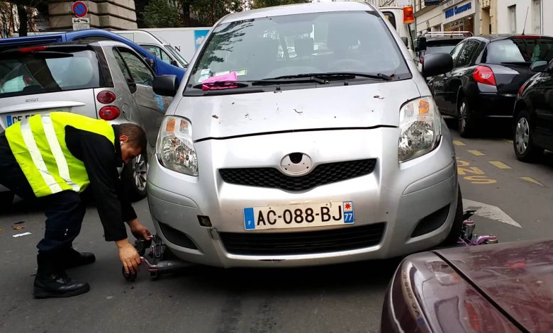 Focus on parking in Paris: working-class neighborhoods are not more permissive!