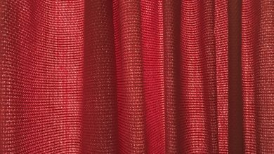 Red curtains in a room: tips for successful decoration