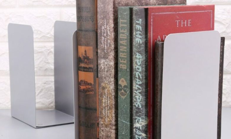 What are the things to consider when choosing a bookend?