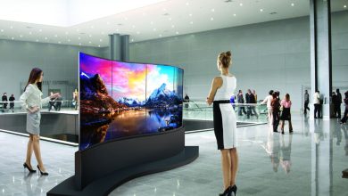 Enjoy dynamic display on a giant screen