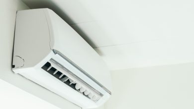 How can choosing your air conditioner affect your carbon footprint?